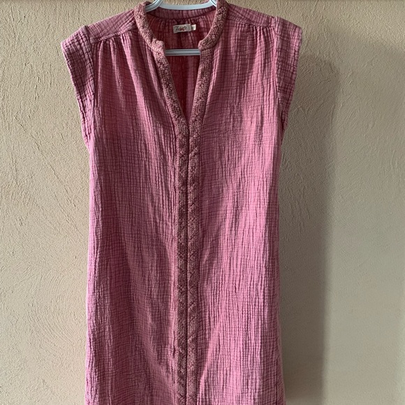 Faherty Dream Cotton Gauze Lucia Dress. - Picture 2 of 4